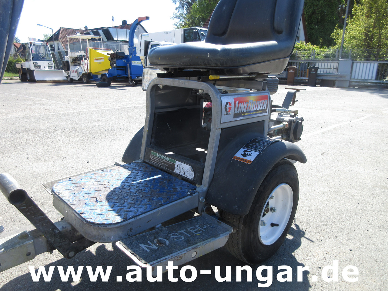 Asfaltmaskin Graco LineLazer III 3900 Linedriver ride-on striper Roadmarking Straßenmarkierung: bild 12