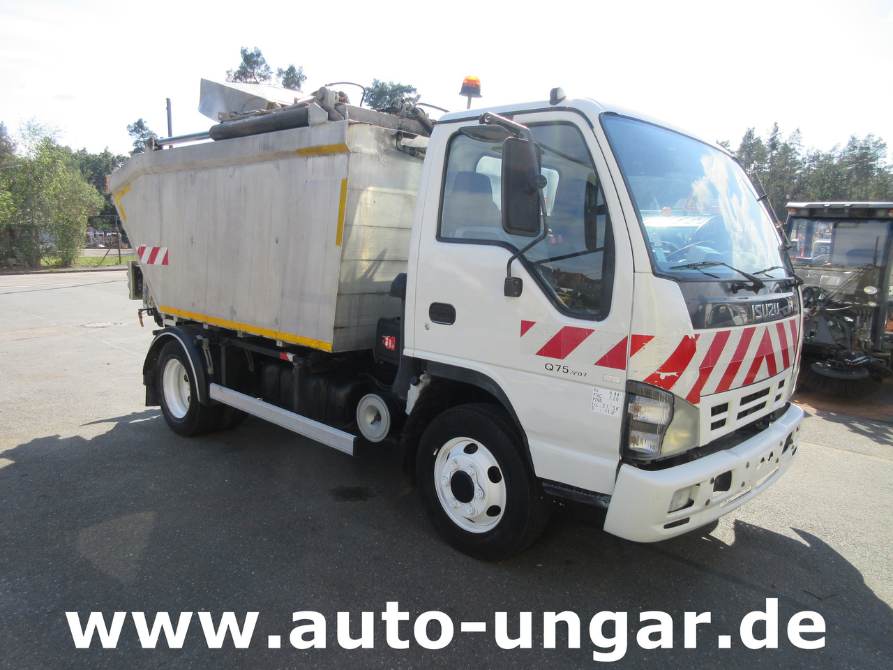 ISUZU NQR smoother NPR 75 Q75.Y07 Faun Müllwagen Euro 4 Kipper Lifter Presse - Sopbil: bild 3 ISUZU NQR smoother NPR 75 Q75.Y07 Faun Müllwagen Euro 4 Kipper Lifter Presse - Sopbil: bild 3
