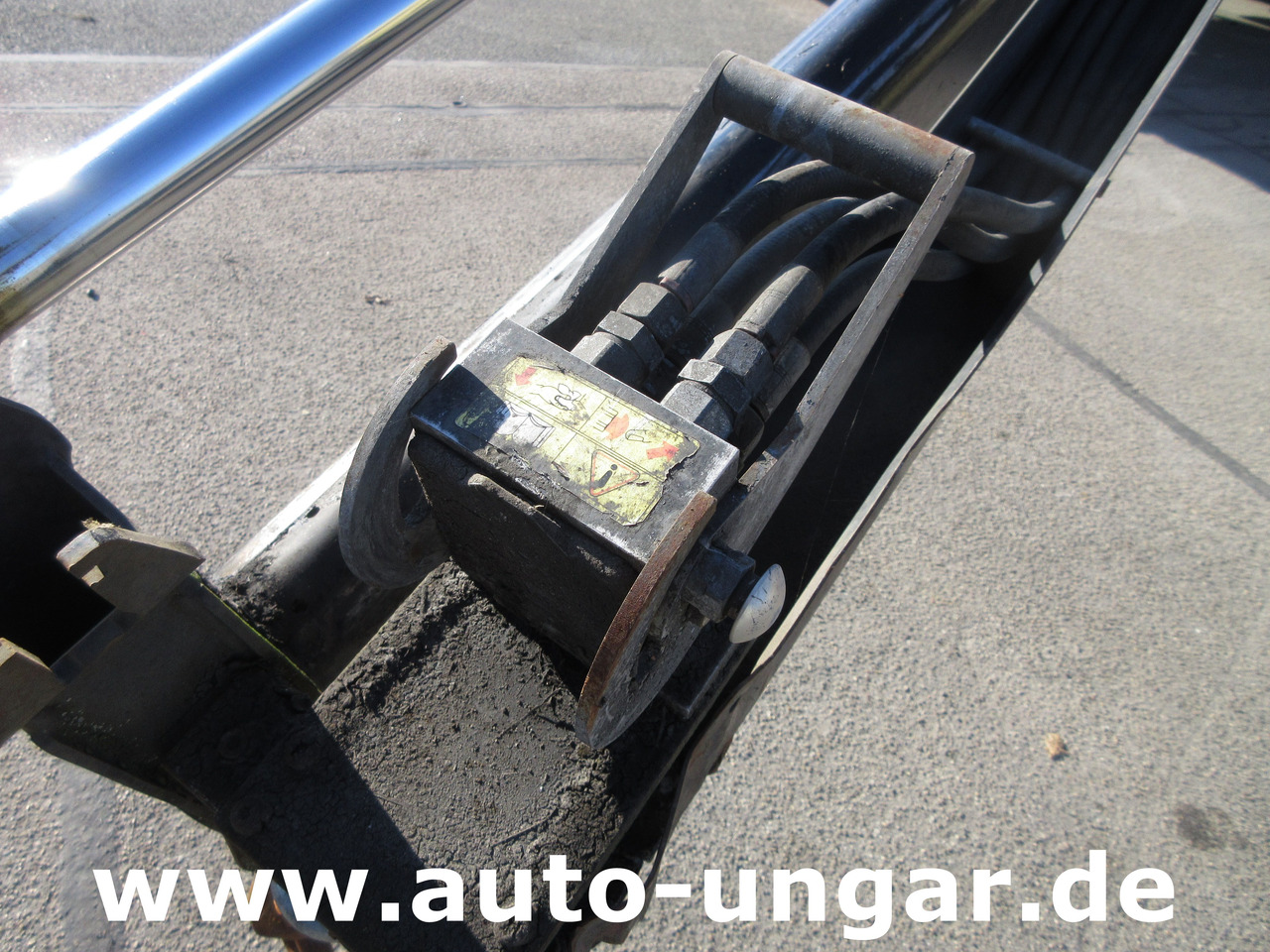 IVECO Trakker 360 Kipper Allrad 4x4 Kran Palfinger PK 9002 Kommunalhydraulik Winterdienst Euro 5 - Tippbil lastbil, Kranbil: bild 5 IVECO Trakker 360 Kipper Allrad 4x4 Kran Palfinger PK 9002 Kommunalhydraulik Winterdienst Euro 5 - Tippbil lastbil, Kranbil: bild 5