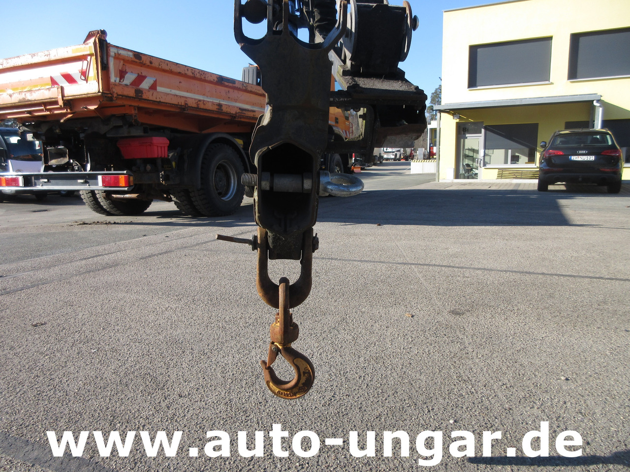 IVECO Trakker 360 Kipper Allrad 4x4 Kran Palfinger PK 9002 Kommunalhydraulik Winterdienst Euro 5 - Tippbil lastbil, Kranbil: bild 4 IVECO Trakker 360 Kipper Allrad 4x4 Kran Palfinger PK 9002 Kommunalhydraulik Winterdienst Euro 5 - Tippbil lastbil, Kranbil: bild 4