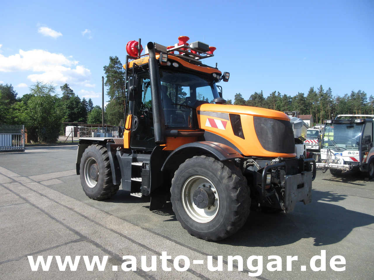 JCB Landpower Fastrac HMV 3200 Bj. 2009 80km/h 4x4 2x PTO 195PS - Traktor: bild 1 JCB Landpower Fastrac HMV 3200 Bj. 2009 80km/h 4x4 2x PTO 195PS - Traktor: bild 1
