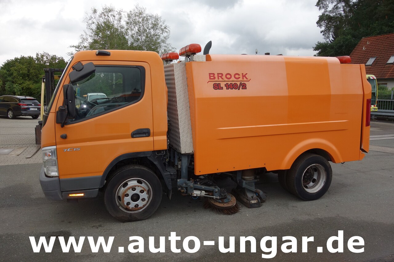 Mitsubishi Fuso Canter 7C15 mit Brock SL 140/2 Kehrmaschine Euro 4 - Sopmaskin: bild 4 Mitsubishi Fuso Canter 7C15 mit Brock SL 140/2 Kehrmaschine Euro 4 - Sopmaskin: bild 4