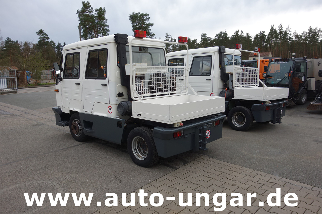 Multicar M26 Champion Flugzeugschlepper Doka GSE Airport Push Back Industrieschlepper - Pushbacktraktor: bild 4 Multicar M26 Champion Flugzeugschlepper Doka GSE Airport Push Back Industrieschlepper - Pushbacktraktor: bild 4