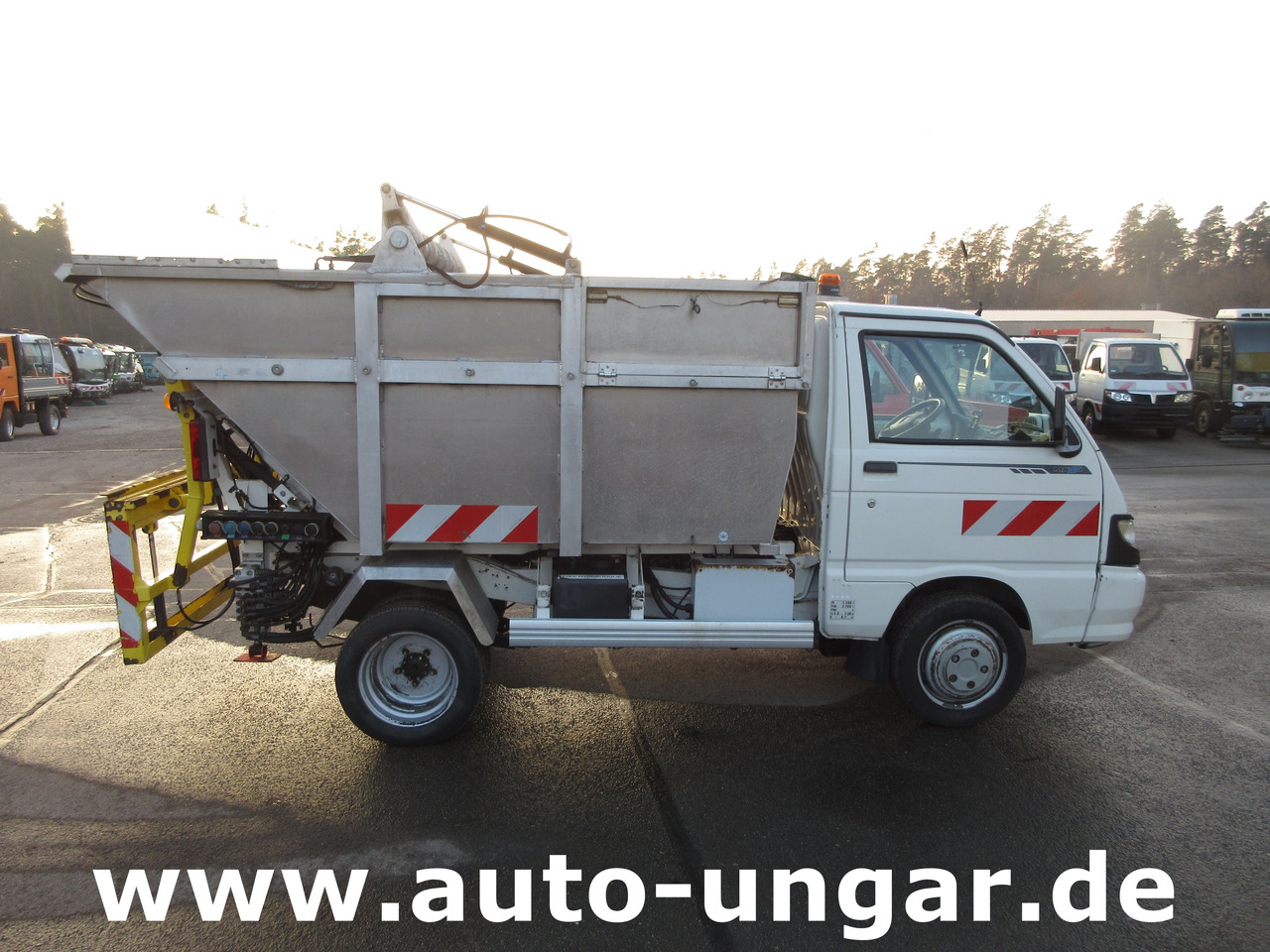 Piaggio Maxxi D120 Diesel Müllwagen Bj. 2012 BOM Garbage Truck °1067 - Sopbil: bild 3 Piaggio Maxxi D120 Diesel Müllwagen Bj. 2012 BOM Garbage Truck °1067 - Sopbil: bild 3