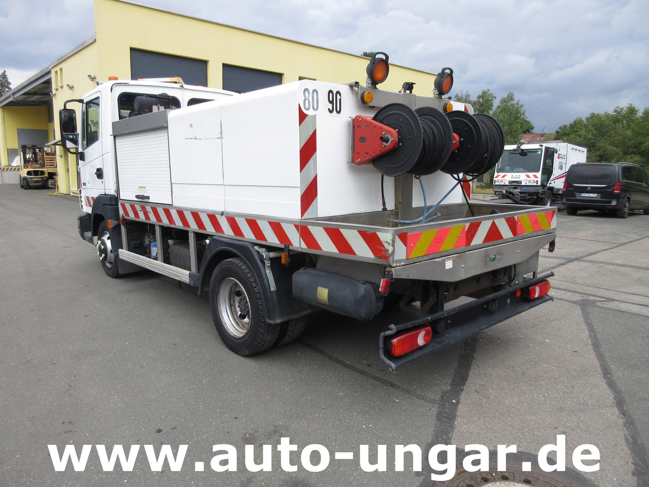 NISSAN Atleon 70.14 mit Hochdruckreiniger Wasserwagen Waschwagen Kärcher High Pressure - Utility/ Specialfordon: bild 5 NISSAN Atleon 70.14 mit Hochdruckreiniger Wasserwagen Waschwagen Kärcher High Pressure - Utility/ Specialfordon: bild 5