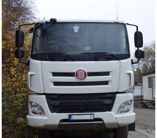 Tatra 4x4 hydr. T158 Phoenix (8P6R23) / DAF - Dragbil: bild 2 Tatra 4x4 hydr. T158 Phoenix (8P6R23) / DAF - Dragbil: bild 2