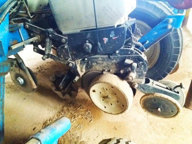 Kinze 3000 (8x lines 75 - Precisionssåmaskin: bild 5 Kinze 3000 (8x lines 75 - Precisionssåmaskin: bild 5