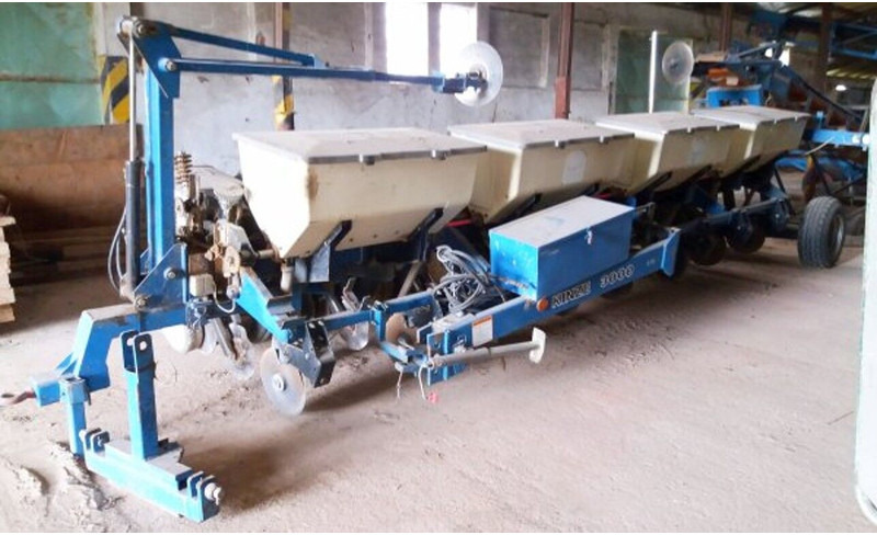 Kinze 3000 (8x lines 75 - Precisionssåmaskin: bild 2 Kinze 3000 (8x lines 75 - Precisionssåmaskin: bild 2
