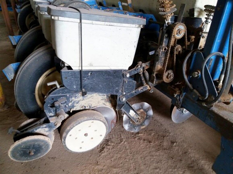 Kinze 3000 (8x lines 75 - Precisionssåmaskin: bild 4 Kinze 3000 (8x lines 75 - Precisionssåmaskin: bild 4