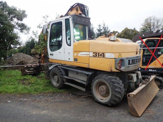 Liebherr A 314 - Grävmaskin på däck: bild 3 Liebherr A 314 - Grävmaskin på däck: bild 3