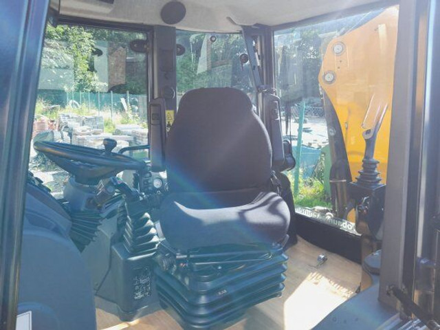 Mecalac TLB 990 - Grävlastare: bild 3 Mecalac TLB 990 - Grävlastare: bild 3