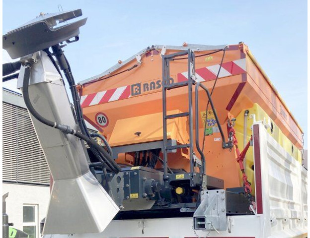 RASCO Solid LLB 4500 (+Kubota diesel) - Sand-/ Saltspridare: bild 1 RASCO Solid LLB 4500 (+Kubota diesel) - Sand-/ Saltspridare: bild 1