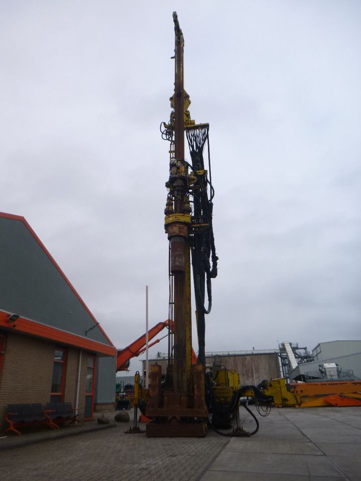 CASAGRANDE C14 ROTATING FOUNDATION ROTARY DRILL - Borrmaskin: bild 4 CASAGRANDE C14 ROTATING FOUNDATION ROTARY DRILL - Borrmaskin: bild 4