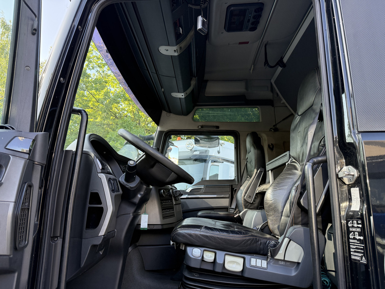 MAN TGX 18.680 4X2 BLS V8 - Dragbil: bild 5 MAN TGX 18.680 4X2 BLS V8 - Dragbil: bild 5