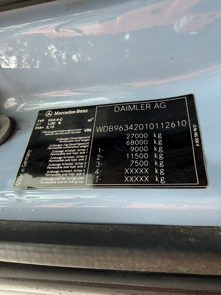 Dragbil Mercedes-Benz Actros 2548 LS 6X2 Kran HMF 3220 bis 16 Meter: bild 6 Dragbil Mercedes-Benz Actros 2548 LS 6X2 Kran HMF 3220 bis 16 Meter: bild 6