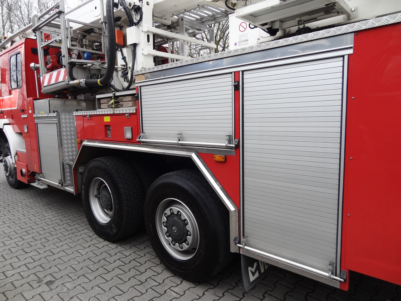 MAN FE 410 6X6 Feuerwehr Vema Lift 32 Meter - Billift: bild 5 MAN FE 410 6X6 Feuerwehr Vema Lift 32 Meter - Billift: bild 5