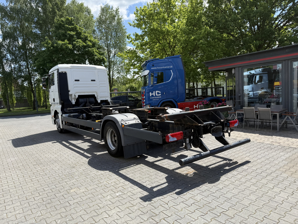 Leasa MAN TGA 18.350 4X2 LL Fahrschule MAN TGA 18.350 4X2 LL Fahrschule: bild 11