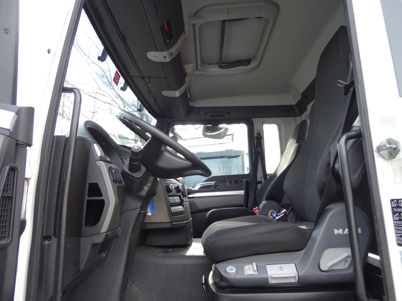 Kranbil, Flakbil MAN TGS 26.320 6X4 BB mit Kran Fassi F175: bild 6