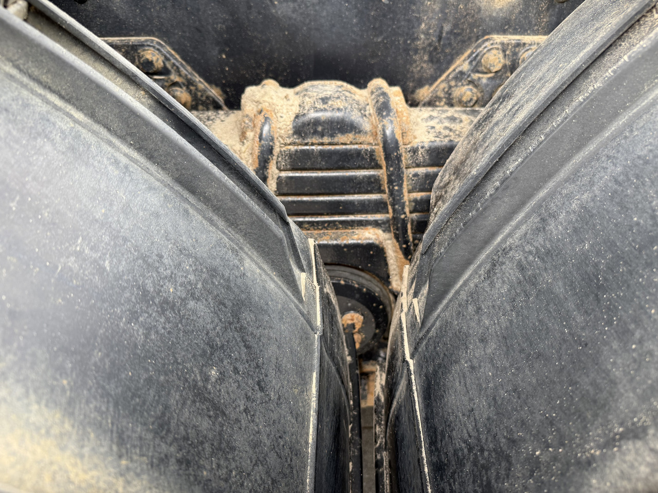 MAN TGS 26.400 6X6 BB Meiller - Tippbil lastbil: bild 4 MAN TGS 26.400 6X6 BB Meiller - Tippbil lastbil: bild 4