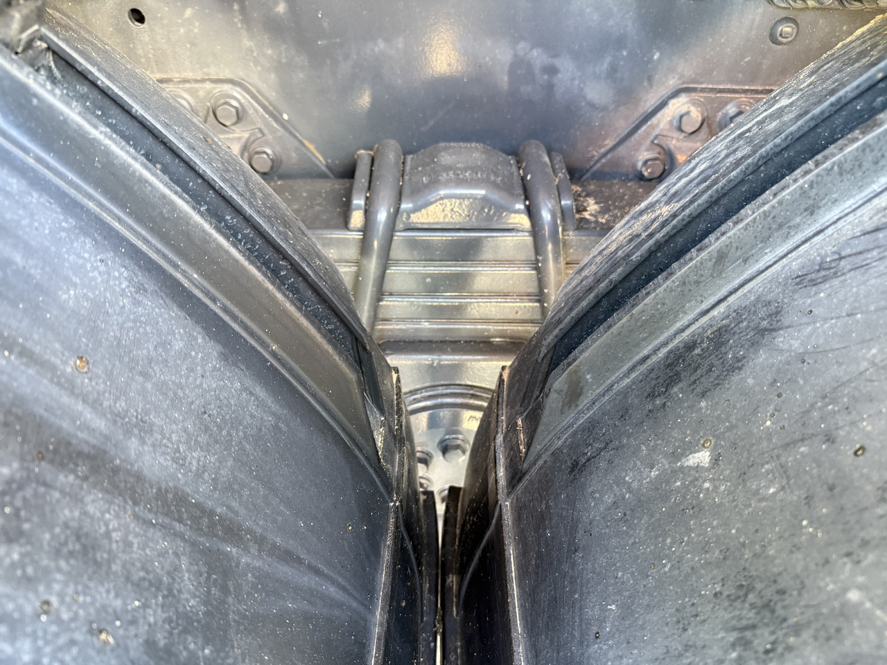 MAN TGS 41.500 8X6 BB Meiller - Tippbil lastbil: bild 3 MAN TGS 41.500 8X6 BB Meiller - Tippbil lastbil: bild 3