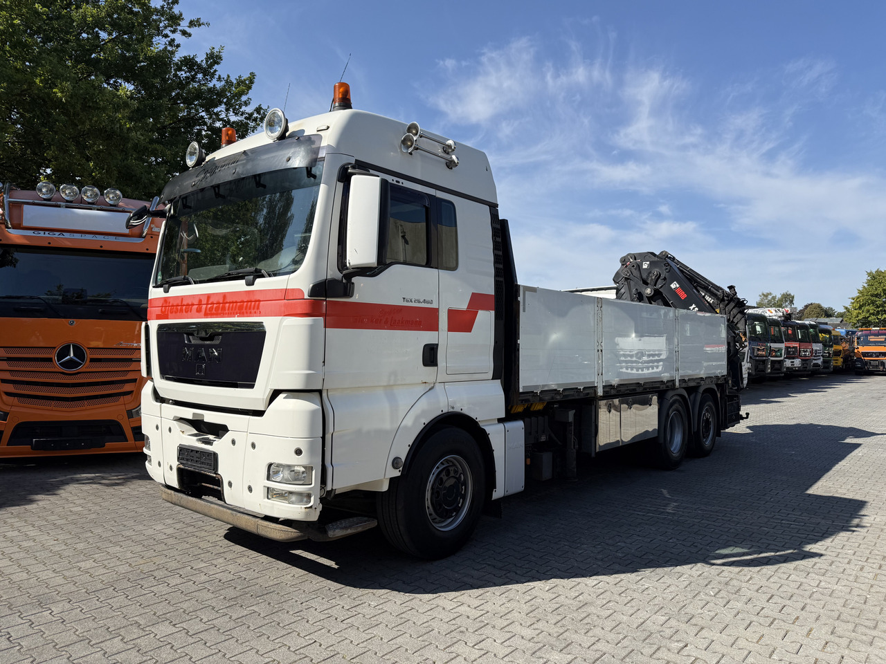 MAN TGX 26.480 6X2 Hiab 422 Bj 2017 bis 30 Meter - Kranbil, Flakbil: bild 1 MAN TGX 26.480 6X2 Hiab 422 Bj 2017 bis 30 Meter - Kranbil, Flakbil: bild 1