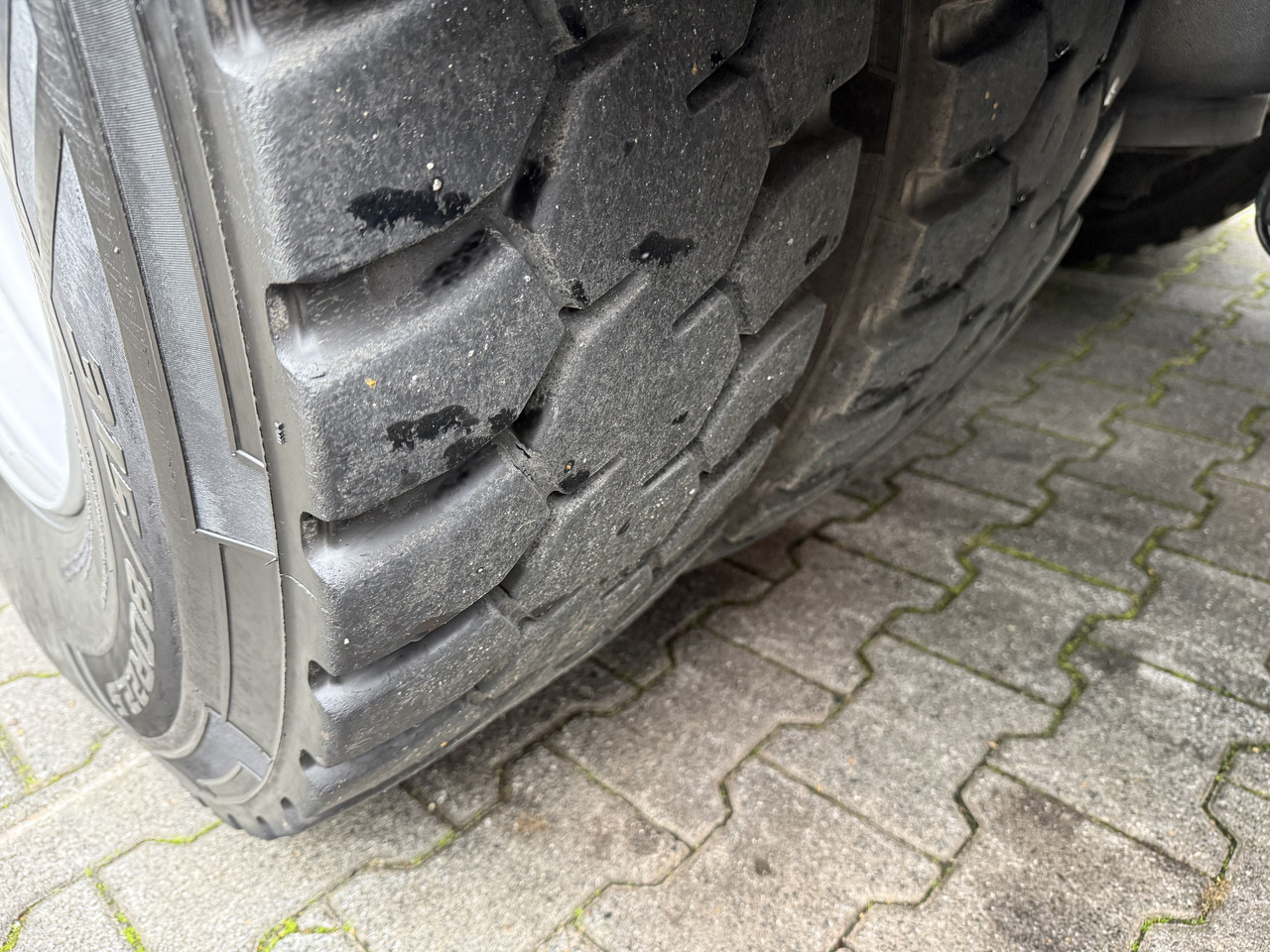 Mercedes-Benz Actros 2548 LS 6X2 Kran HMF 3220 bis 16 Meter - Kranbil, Dragbil: bild 4 Mercedes-Benz Actros 2548 LS 6X2 Kran HMF 3220 bis 16 Meter - Kranbil, Dragbil: bild 4