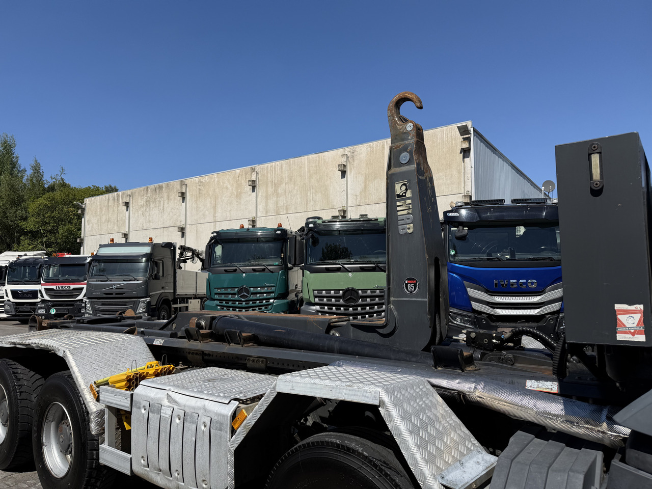 Mercedes-Benz Arocs 3245 K 8X4 Haken - Lastväxlare lastbil: bild 2 Mercedes-Benz Arocs 3245 K 8X4 Haken - Lastväxlare lastbil: bild 2