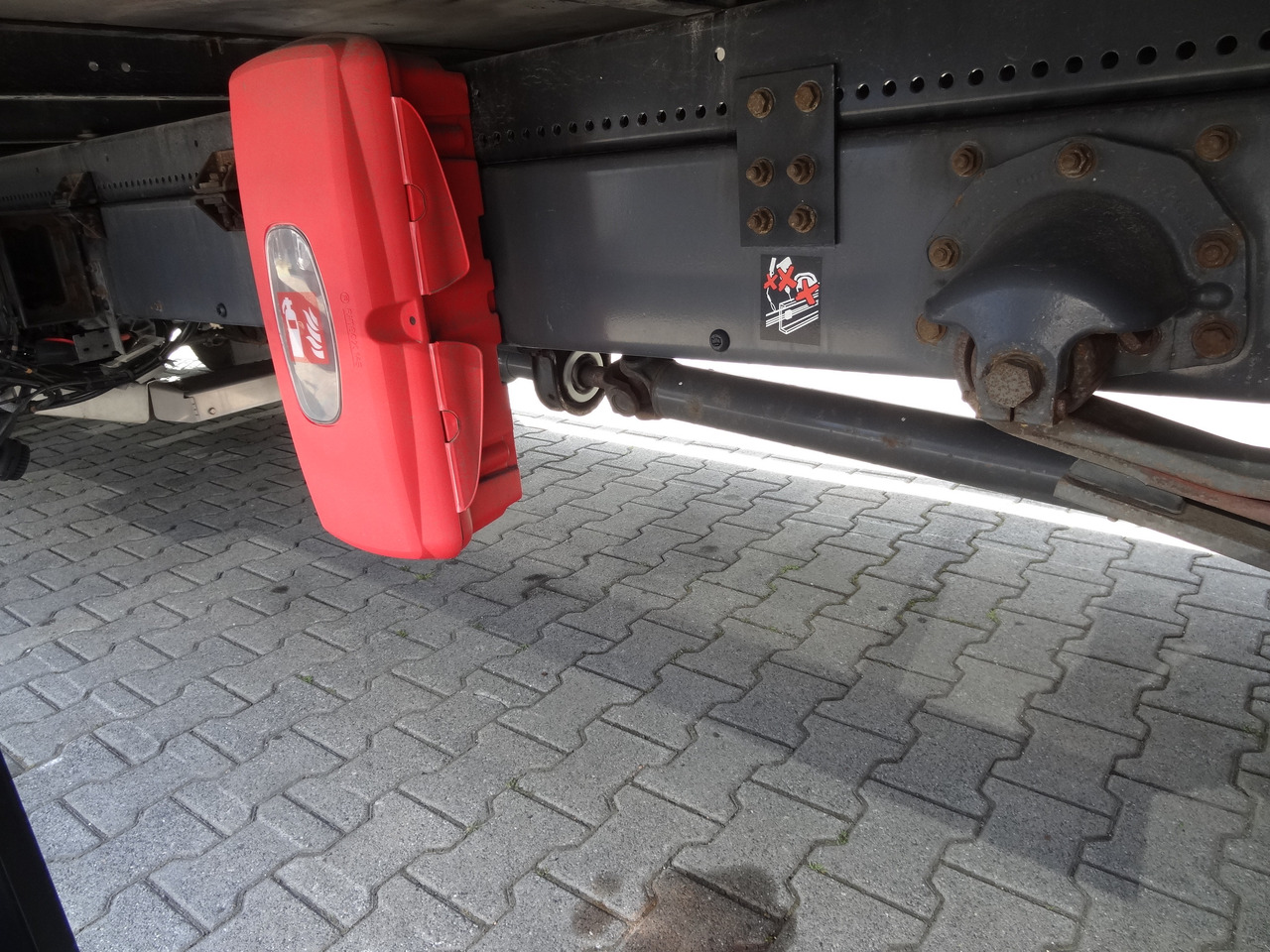 Renault D10.210 7m Koffer - Lastbil med skåp: bild 3 Renault D10.210 7m Koffer - Lastbil med skåp: bild 3