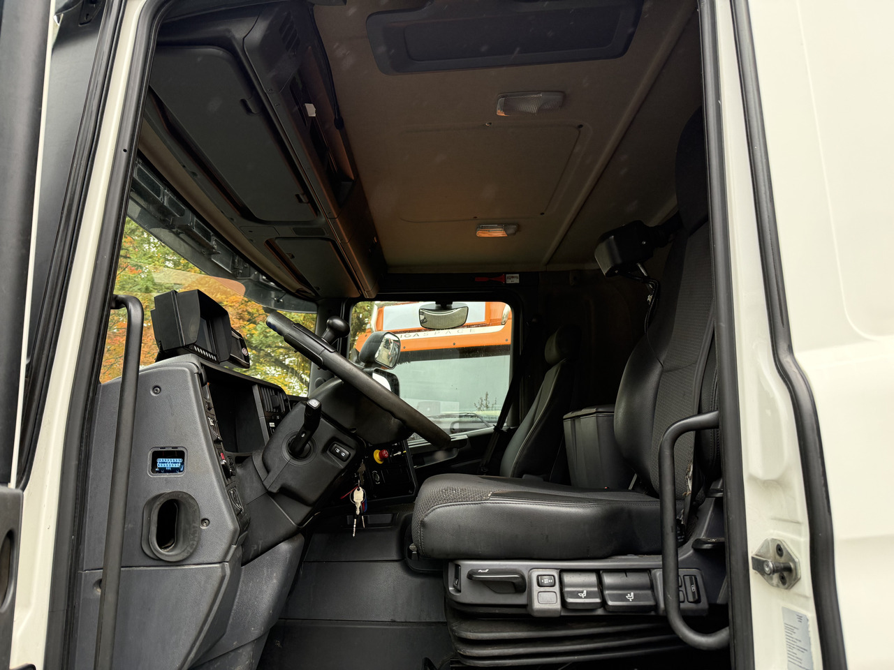 Scania P280 6X2*4 - Chassi lastbil: bild 3 Scania P280 6X2*4 - Chassi lastbil: bild 3