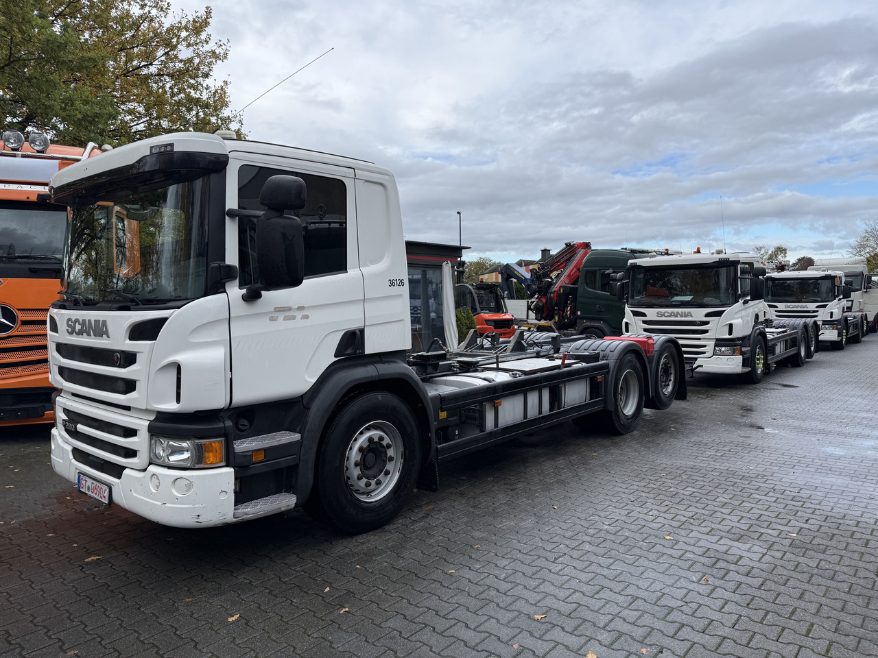 Scania P280 6X2*4 - Chassi lastbil: bild 1 Scania P280 6X2*4 - Chassi lastbil: bild 1