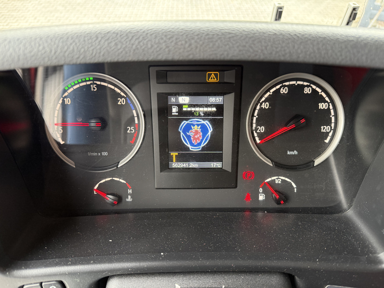 Scania P410 4X2 Palfinger PK 13001 - Kranbil: bild 5 Scania P410 4X2 Palfinger PK 13001 - Kranbil: bild 5