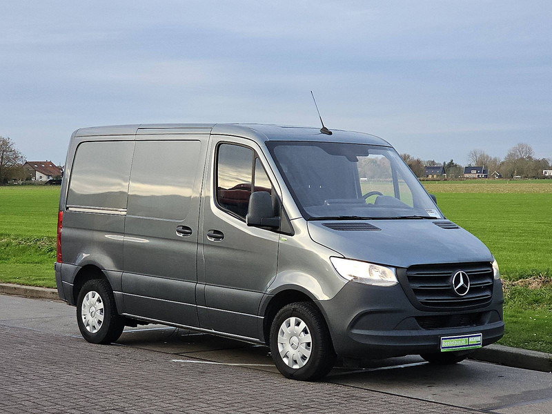 Mercedes-Benz Sprinter 214 L1H1 Trekhaak Mbux - Små skåpbil: bild 5 Mercedes-Benz Sprinter 214 L1H1 Trekhaak Mbux - Små skåpbil: bild 5