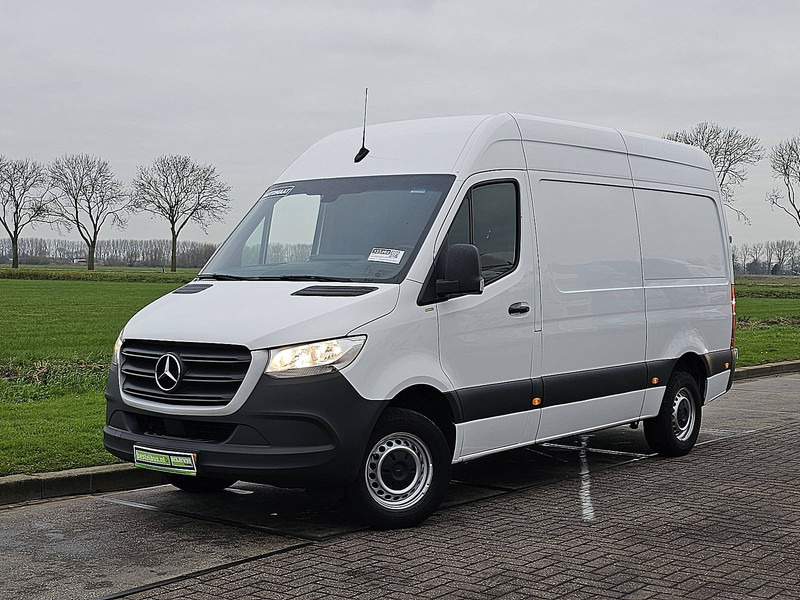 Mercedes-Benz Sprinter 311 CDI 37 AUT. L2H2 - Små skåpbil: bild 2 Mercedes-Benz Sprinter 311 CDI 37 AUT. L2H2 - Små skåpbil: bild 2