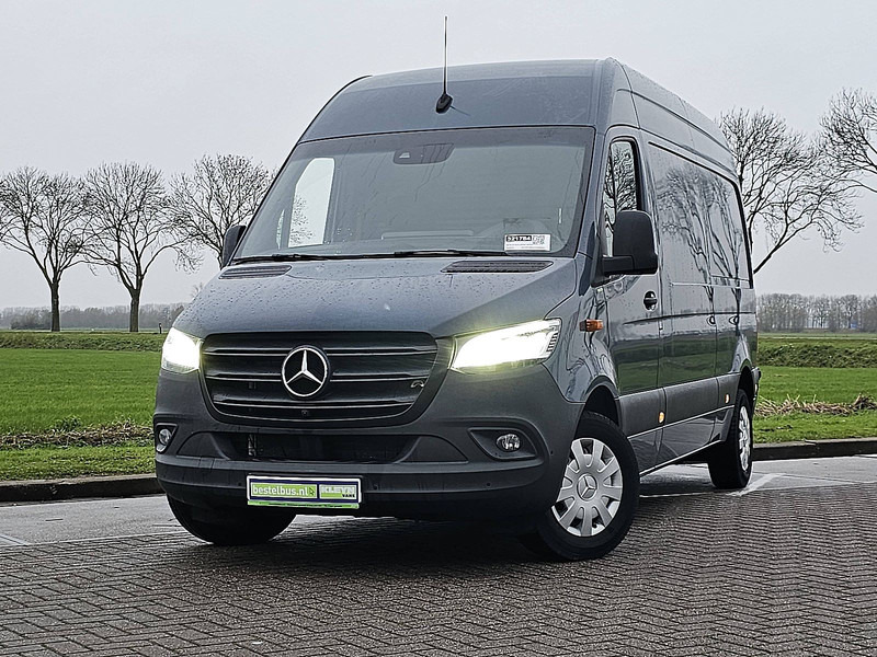 Mercedes-Benz Sprinter 315 L2H2 LED Navi - Skåpbil: bild 1 Mercedes-Benz Sprinter 315 L2H2 LED Navi - Skåpbil: bild 1