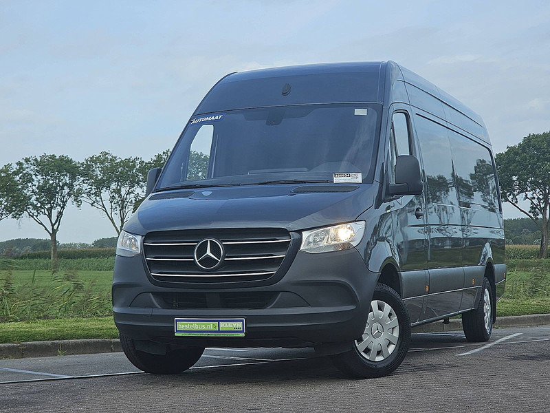 Skåpbil Mercedes-Benz Sprinter 315 L3H2 Mbux + Navi!: bild 1