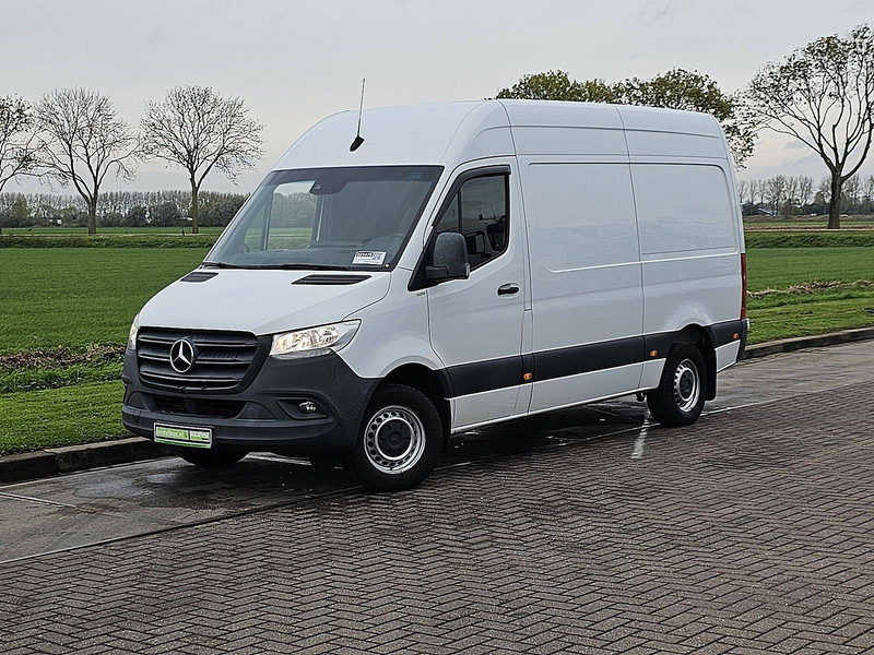 Mercedes-Benz Sprinter 316 L2H2 Navi RWD - Skåpbil: bild 2 Mercedes-Benz Sprinter 316 L2H2 Navi RWD - Skåpbil: bild 2