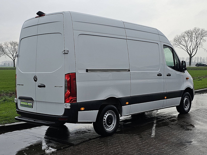 Mercedes-Benz Sprinter 317 L2H2 Mbux Navi RWD! - Skåpbil: bild 3 Mercedes-Benz Sprinter 317 L2H2 Mbux Navi RWD! - Skåpbil: bild 3
