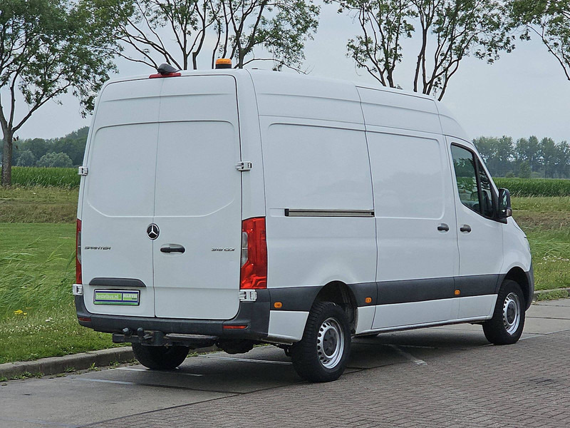 Mercedes-Benz Sprinter 319 L2H2 V6 3.5t-Trekh. - Skåpbil: bild 3 Mercedes-Benz Sprinter 319 L2H2 V6 3.5t-Trekh. - Skåpbil: bild 3