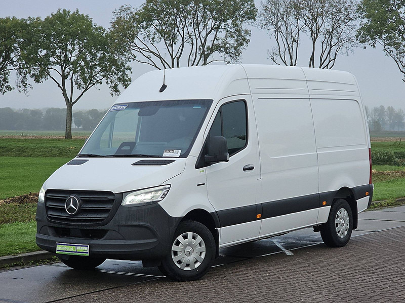 Mercedes-Benz eSprinter  320 L2H2 81kWh Nieuw - Skåpbil, El transportbil: bild 2 Mercedes-Benz eSprinter  320 L2H2 81kWh Nieuw - Skåpbil, El transportbil: bild 2