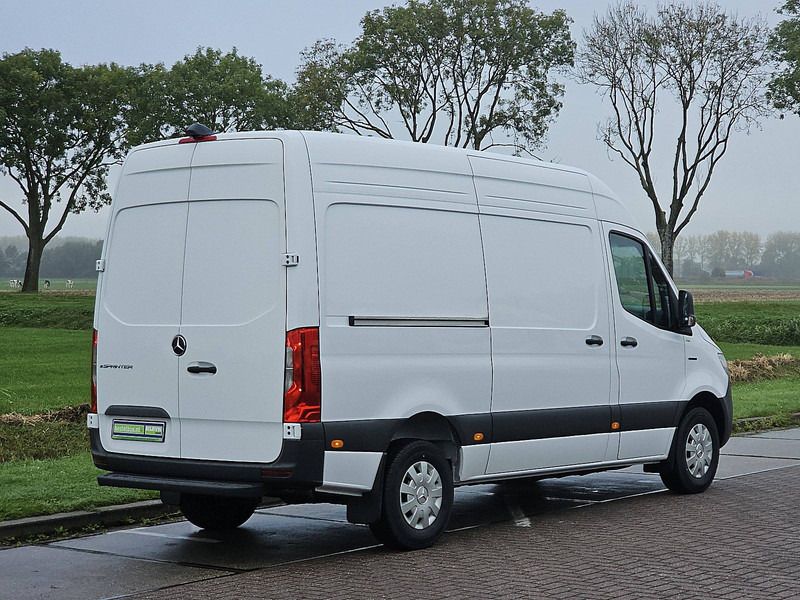 Mercedes-Benz eSprinter  320 L2H2 81kWh Nieuw - Skåpbil, El transportbil: bild 3 Mercedes-Benz eSprinter  320 L2H2 81kWh Nieuw - Skåpbil, El transportbil: bild 3