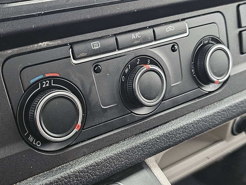 Transportbil med flak Volkswagen Transporter 2.0 TDI PU LWB 45 dkm.!!!: bild 10 Transportbil med flak Volkswagen Transporter 2.0 TDI PU LWB 45 dkm.!!!: bild 10