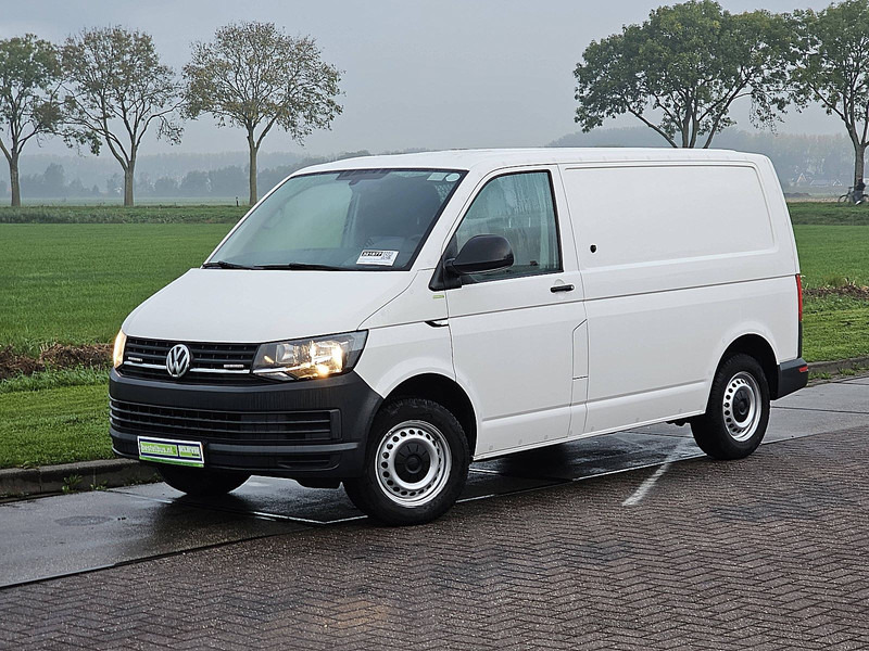 Volkswagen Transporter 2.0 TDI ac EURO6 - Små skåpbil: bild 2 Volkswagen Transporter 2.0 TDI ac EURO6 - Små skåpbil: bild 2