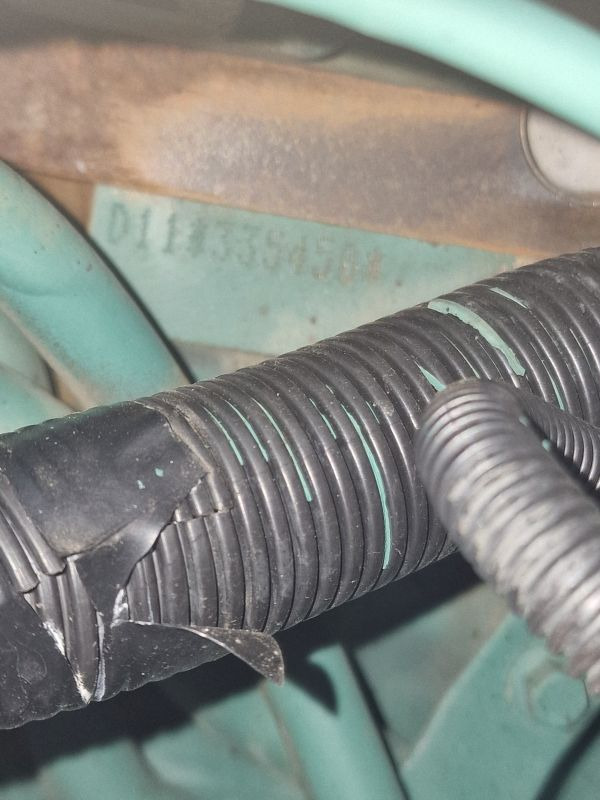 Volvo D11K330 EUVI Engine (Truck) - Motor för Lastbil: bild 2 Volvo D11K330 EUVI Engine (Truck) - Motor för Lastbil: bild 2