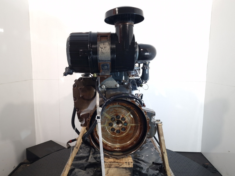 Iveco/Cummins F4GE0685D*F650 Engine (Industrial) - Motor för Industrimaskin: bild 3 Iveco/Cummins F4GE0685D*F650 Engine (Industrial) - Motor för Industrimaskin: bild 3