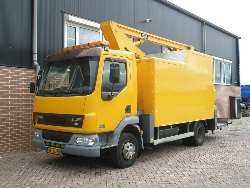 DAF LF45 - Lift: bild 1 DAF LF45 - Lift: bild 1