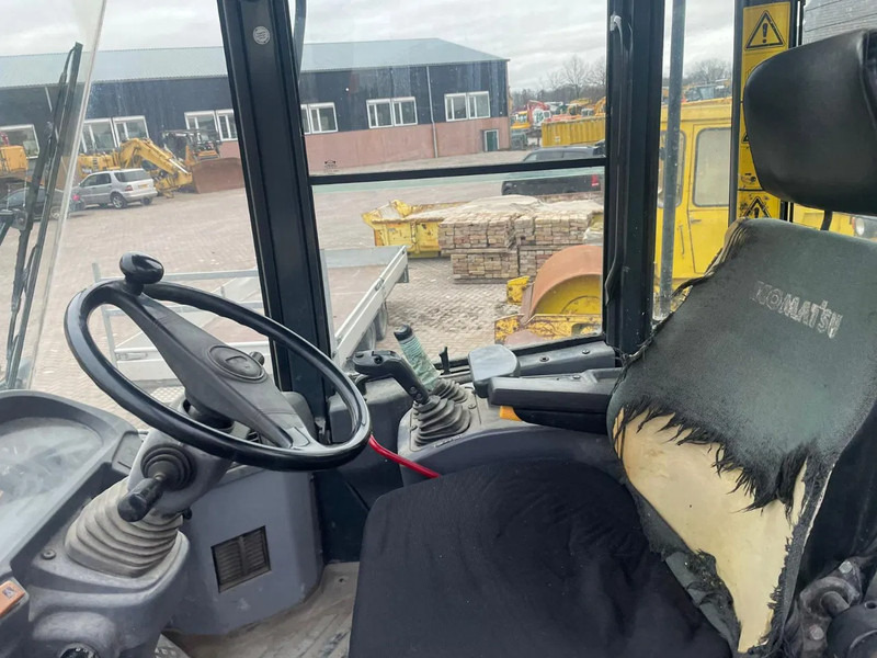 Komatsu WA250-5 - Hjullastare: bild 5 Komatsu WA250-5 - Hjullastare: bild 5