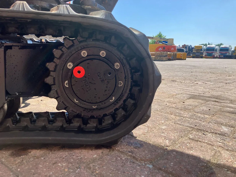 Kubota KX019 4 - Bandgrävare: bild 5 Kubota KX019 4 - Bandgrävare: bild 5