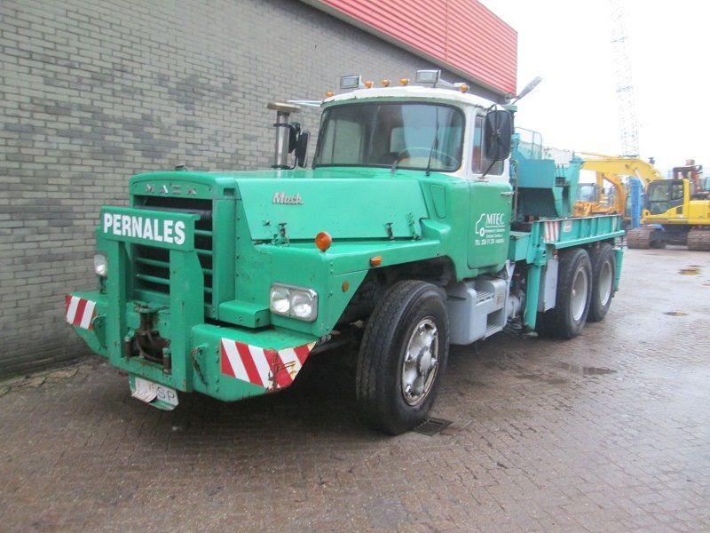 MACK DM807 - Kranbil, Mobilkran: bild 1 MACK DM807 - Kranbil, Mobilkran: bild 1