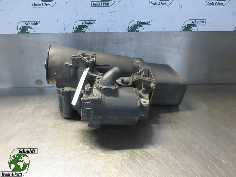 DAF XF450 2296261 OLIEMODULE EURO 6 - Oljekylare för Lastbil: bild 1 DAF XF450 2296261 OLIEMODULE EURO 6 - Oljekylare för Lastbil: bild 1