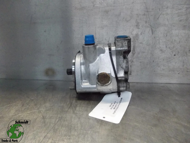 Mercedes-Benz A 960 460 02 80 STUURPOMP MERCEDES BENZ 1845 EURO 6 - Styrpump för Lastbil: bild 1 Mercedes-Benz A 960 460 02 80 STUURPOMP MERCEDES BENZ 1845 EURO 6 - Styrpump för Lastbil: bild 1